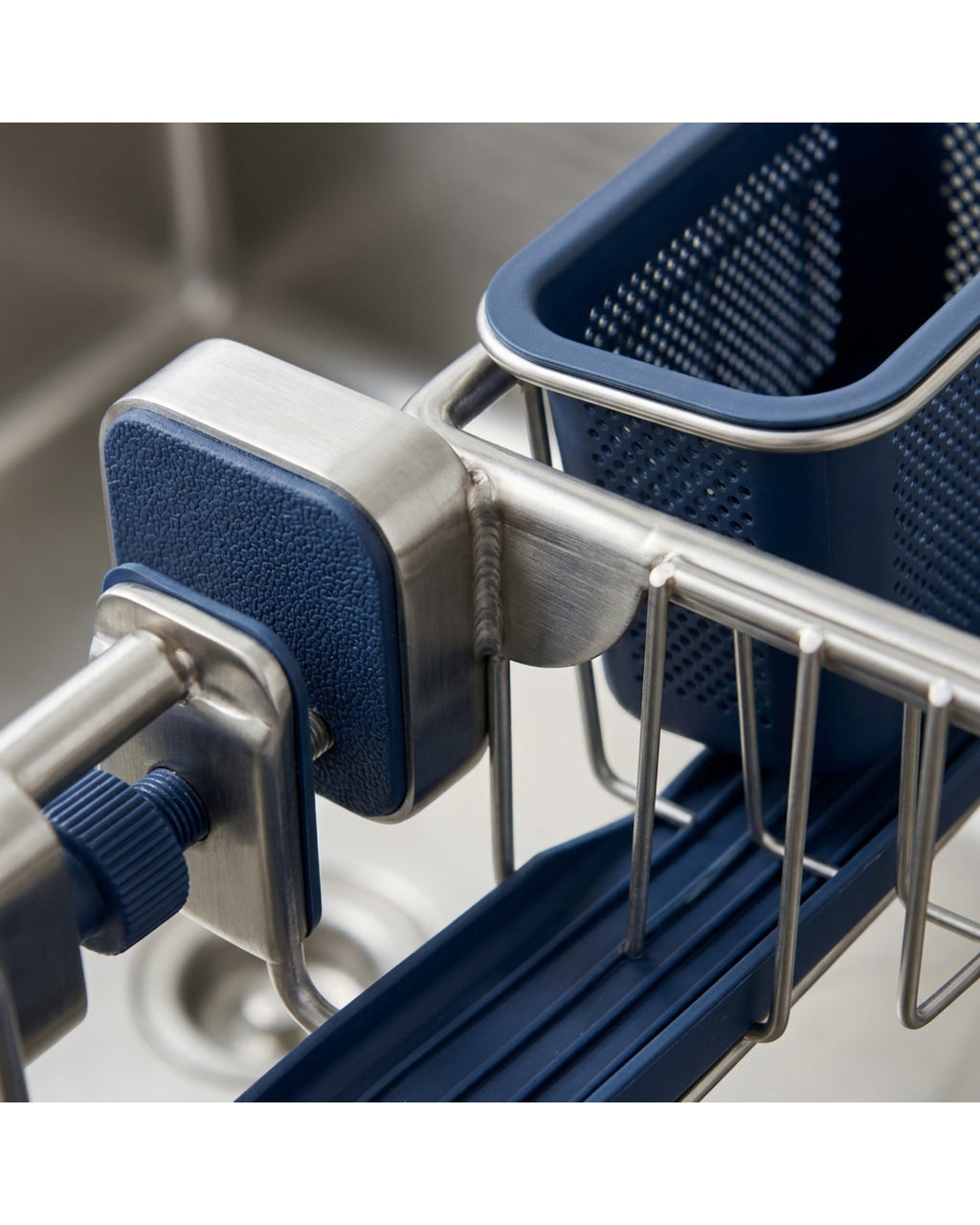 Wikva Divider Saddle Sink Draining Rack Steel Navy - Detail view