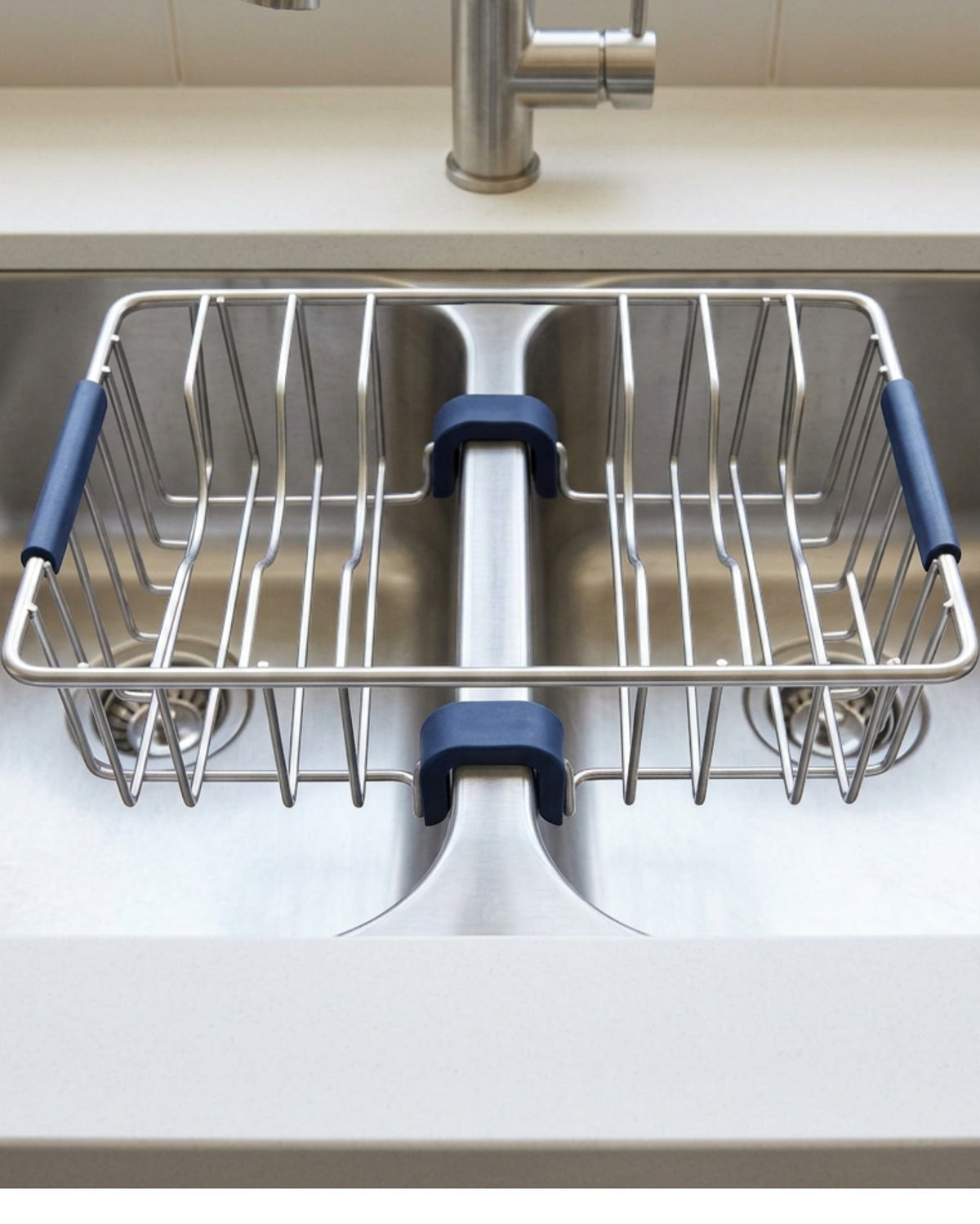 Wikva Divider Saddle Sink Draining Rack Steel Navy - Lifestyle view